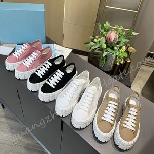 Mode dik opgelicht canvas dames casual schoenen laarzen voor vrouwen designer outdoor sneakers