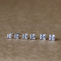 Mode-tiny opgetogen kleine 6mm 7mm 8mm 2.63ct prinses-cut zirconia 925 Sterling zilveren oorknopjes
