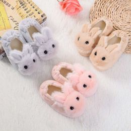 Fashion Toddler Girl Slippers for Home Gear Articles Baby Poids Locs en peluche Câtonnette chaude Bunny Children Little Kid House Footwear Cadeaux