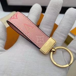 fashion top quality mens and womens keychains fashion car keychains stainless steel leather designer keychains