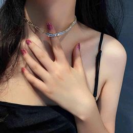 Tendance de la mode créativité collier en cristal géométrique pour les femmes haut tempérament bijoux chaînes de cou incrusté de haute qualité Aaa Zircon 2043