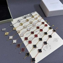 Fashion Trend S925 Silver Classic Clover Bracelet Exquis Agate Pendant Femelle Councure Bracelet Agate Bracelet Bijoux