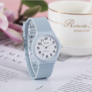 Mode trend stijl witte dames quartz horloge nieuwe eenvoudige student horloge groothandel