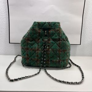 Mochila de tweed de moda exquisita Hebilla de mochila clásica Diseño de patrón clásico Estilo de mochila de cadena de tamaño regular