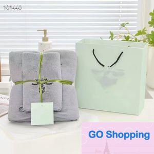 Toalla de dos piezas de moda, toallas de baño, caja de regalo de microfibra, forro polar Coral, súper regalo absorbente para adultos