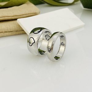 Anillo de lujo unisex de moda para hombres, mujeres, anillos de diseñador de fantasmas unisex, joyería, banda de color plateado, acero de titanio