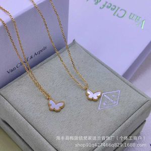 Fashion V Gold Placing épaissis 18k Van Rose Clover Fritillaria Collier de collier de papillon Femelle Style Live With Logo