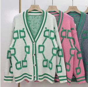 Mode col en V femmes chandails à manches longues Cardigan femmes vert automne hiver tricoté pull lâche décontracté lettre tricoté Cardigan Women's Jacquard Sweaters