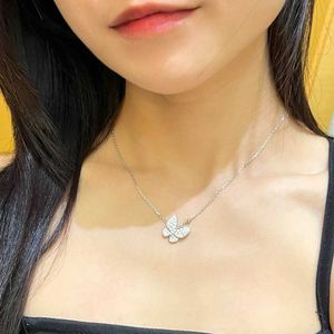 Fashion Van Precision Edition Full Diamond Horse Oog vlinder ketting met 18K rosé goud vergulde bottenketen voor vrouwen met logo