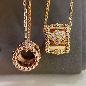 Fashion Van Wanhua ketting 925 Sterling verzilverde 18k gouden diamant set kleine man taille buis hangkraagketen met logo