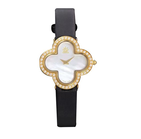 Fashion Versatile Women's Quartz Watch Case de escultura de precisión de cuero impermeable profundo adecuado para regalos de citas