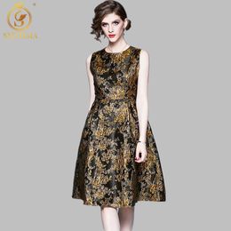 Mode Vintage élégant Jacquard sans manches débardeur robe taille haute femmes brodé fleurs dorées été 210520