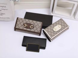 Portefeuilles de mode Mens Luxury Designer Long Wallet Ladies Classic Saddle Buckle Design Leather Material Flip Wallet Card Holder Two Piece Set