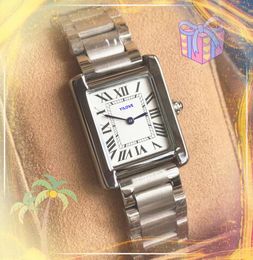 Watch Fashion 28 mm Sqiare Roman Tank Roman Termroproof Clock Quartz Mouvement Lovers Rose Gold Silver Color mignon Lady Fine en acier inoxydable