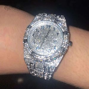 Modehorloge voor mannen Hip Hop Brand Designer Iced Diamond Waterdight AAA Quartz PolsWatch Man Reloj Hombre