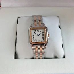 Fashion horloge dames designer horloge van hoge kwaliteit waterdicht montre de luxe paar quartz vierkante wijzerplaat iced out luxe horloges mooie delicate SB002 C23