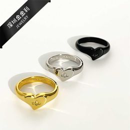 Mode Westwoods houdt van ring voor vrouwen licht luxe hartvormige high -end eenvoudige en gelaagde Instagram open nagel