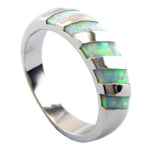 anneaux d'opale blanche de mode