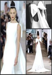 Fashion White Special Back Design Big Bow Night Robe Sirène Toirée sans manches Hobes de bal à manches longues Robe de tapis rouge8816147