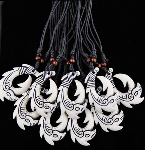 Fashion Whole 12pcslot Faux Yak Bone New Zealand Tribal Maori Hei Matau Fish Hook Pendants Surfer Cabklace Choker Gift Mn5182468861