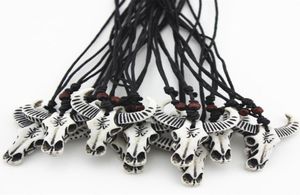 Mode ensemble 12 PCSLOT Imitation Yak os sculpté Tribal OM blanc vache tête de taureau pendentifs collier amulettes cadeaux MN1082099010