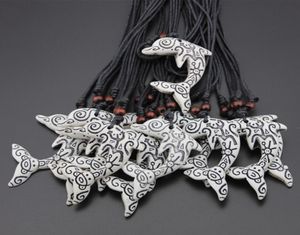 Mode Groothandel 12 STKS/PARTIJ Faux Bone Taino Zon Kikker Carving Dolfijn Hangers Ketting voor mannen vrouwen sieraden Amulet gift MN5206862369