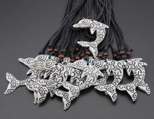 Mode en gros 12 pièces/lot Faux os Taino soleil grenouille sculpture dauphin pendentifs collier pour hommes femmes bijoux amulette cadeau MN5209307904