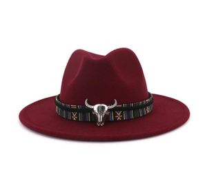 Fashion wide runder cowboy fedora hat bull head decoratie nationale stijl mannen vrouwen wol vilt trilby etnische gokker hoeden jazz panam2150982