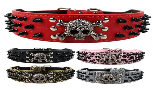 Colliers de chien en cuir cloutés à larges pointes de mode Rivets de balle avec accessoires pour animaux de compagnie de crâne frais pour chiens de taille moyenne SXL5914268