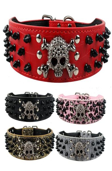 Colliers de chien en cuir cloutés à larges pointes de mode Rivets de balle avec accessoires pour animaux de compagnie de crâne frais pour chiens de taille moyenne SXL6484590