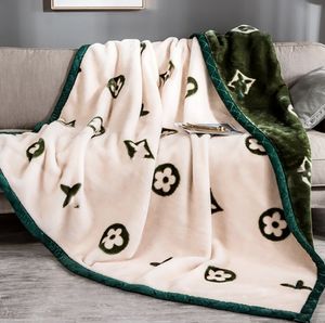 Moda invierno manta gruesa de terciopelo de leche sábana de cama Raschel terciopelo manta para siesta para oficina mantas individuales de terciopelo Coral