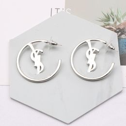 Mode Femmes Plaqué Or 18K Designer Lettre Oreille Boucles D'oreilles Marque Designers Marque Géométrie Ronde Lettres Cristal Strass Boucle D'oreille De Noce Jewerlry