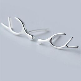 Fashion Women Antlers Ear Studs 925 Sterling Silver Lindo Cuerno de ciervos Pendientes de bocina de cuerno Regalos de cumpleaños para chicas Joyas ES83437