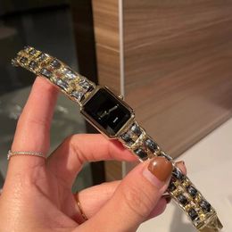 Mode Vrouwen Gevlochten Lederen Horloge Zwarte Wijzerplaat Rechthoek Horloge Twee rij Lederen Jongen-Vriend KLOK Beroemde Merk Accessoires274h