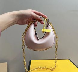 Fashion Women Handbag Hands Luxury Leather Chain épaule Half Moon Sac Bottom Letters Botch Sacs Vibe Ava Designer Graphy Mini Tote Mini Bags NOUVEAU