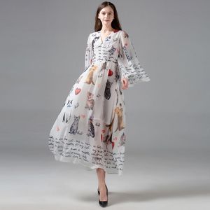 Mode Femmes Vacances Cool et rafraîchissant Robe Piste D'été Lettre Imprimer En Mousseline De Soie Robes Longues Flare Manches Belle Robe De Chat 210514