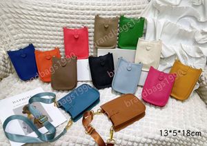 Fashion Women Sac iPhone Hollow Out Handsbag Super Soft Great Great Leather Cowskin Designer Sacs Sacs Hands sacs à main