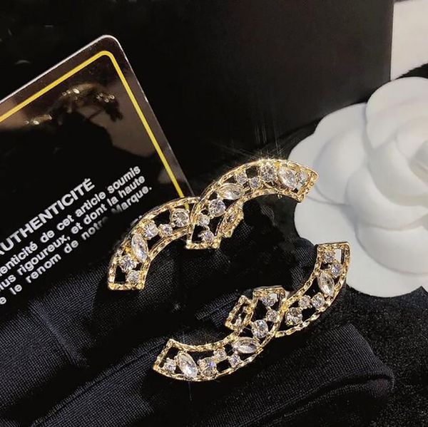 Moda mujer Love Pins diseñador marca perla diamante carta broche regalo pareja familia accesorios con caja