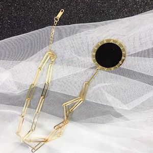 Fashion Women Luxury Designer ketting Choker Chain 18K Gold vergulde roestvrijstalen brief Hangers Kettingen Statement Sieraden Accessoires X215