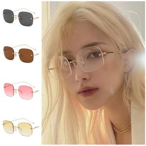 Mode femmes hommes lunettes de soleil Rectangle lunettes de soleil sans monture lunettes Anti-UV lunettes simplicité lunettes ornementales A ++