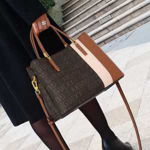 Sacs pour femmes de mode automne et hiver grandes sacs femelles sacs à bandoulière de grande capacité