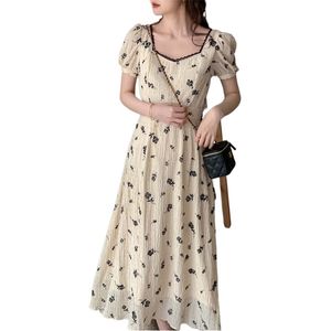 Vestido de mujer de moda beige negro rosa flocado pliegue princesa francesa cuello cuadrado es para mujeres verano 210520