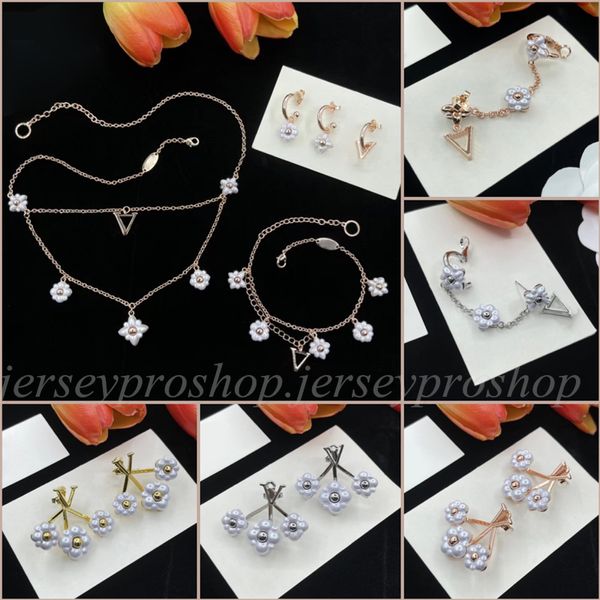 Pendientes de pulsera de collar de perlas de diseño de flores de moda con caja de regalo Regalos de Navidad para mujeres