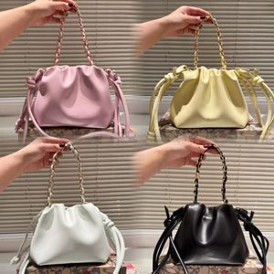 Fashion dames handtas nieuwe trekkoord-bucket tas Franse high-end echt leer geplooide tas tas handheld veelzijdige luxe keten crossbody tas