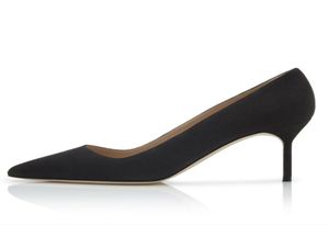 Fashion Women Sandals Pumps MBBB Black Black Grey Suede pointu Puche 70 mm Italie Robe de soirée styliste de bouche superficielle populaire 1187005