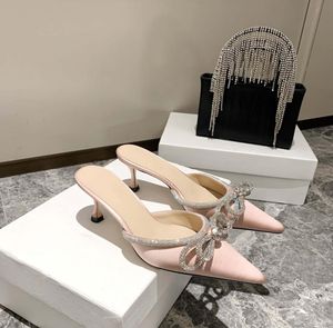 Fashion Femmes Silk Poighed Toe Sequins Designer Sandals Shoe Diamond Bow Mach Woman Robe Prom 60cm High Heels Chaussures de mariage8194365