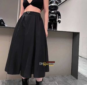Mode Femmes Jupe Tendance Correspondant En Nylon Triangle Inversé Designer Jupes Haute QualitéLady Robes Noir Couleur Taille S-L