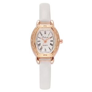Mode Dames Kleine wijzerplaat Horloges Retro Roman Cijfer Tonneau Design Dames Meisje Student Quartz Movement Bracelet Watch