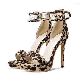 Sandalias de tacón de aguja para mujer a la moda, zapatos de tacón alto con cubierta de tacón de leopardo, zapatos femeninos con punta abierta, sandalias con hebilla en el tobillo esmerilado de PU 4888
