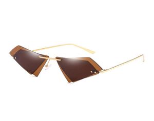 Fashion Women Gastas Sun Diamond Shape Gafas de sol Show Fashion Fashion Eyewear Super Star Glasses Frame Beauty Jy662657025812